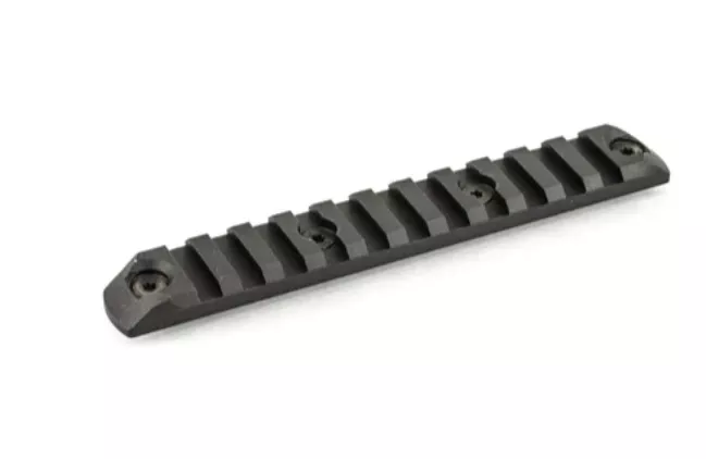 BCM Gunfighter KeyMod Handguard Rail 5.5″ Black BCM-KMR-1913-A5