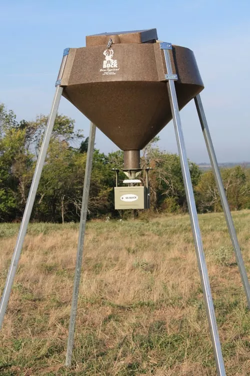 Boss Buck 600lb Spincast Feeder