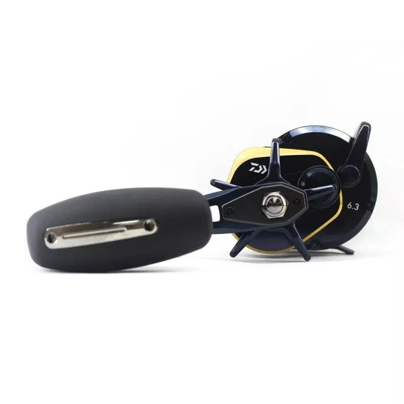 Daiwa Reel Baitcast 25 Saltiga 10L Left Hand (2495)