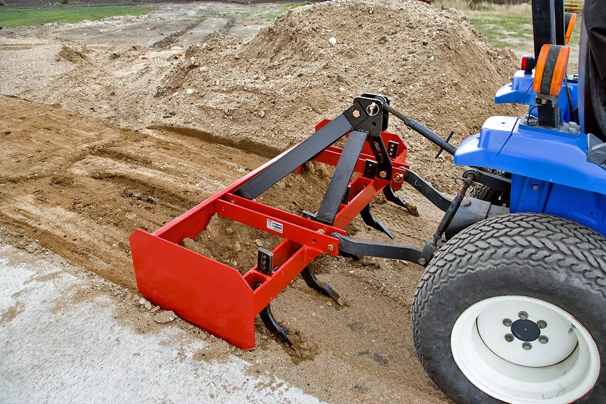 Farm King | 3PT Hitch Box Scraper/ Box Blade | Model Y484BS, Y604BS, Y725BS & Y846BS | Working Width 48″ To 84″ Inches | Horsepower 20 To 60 HP | For Tractor