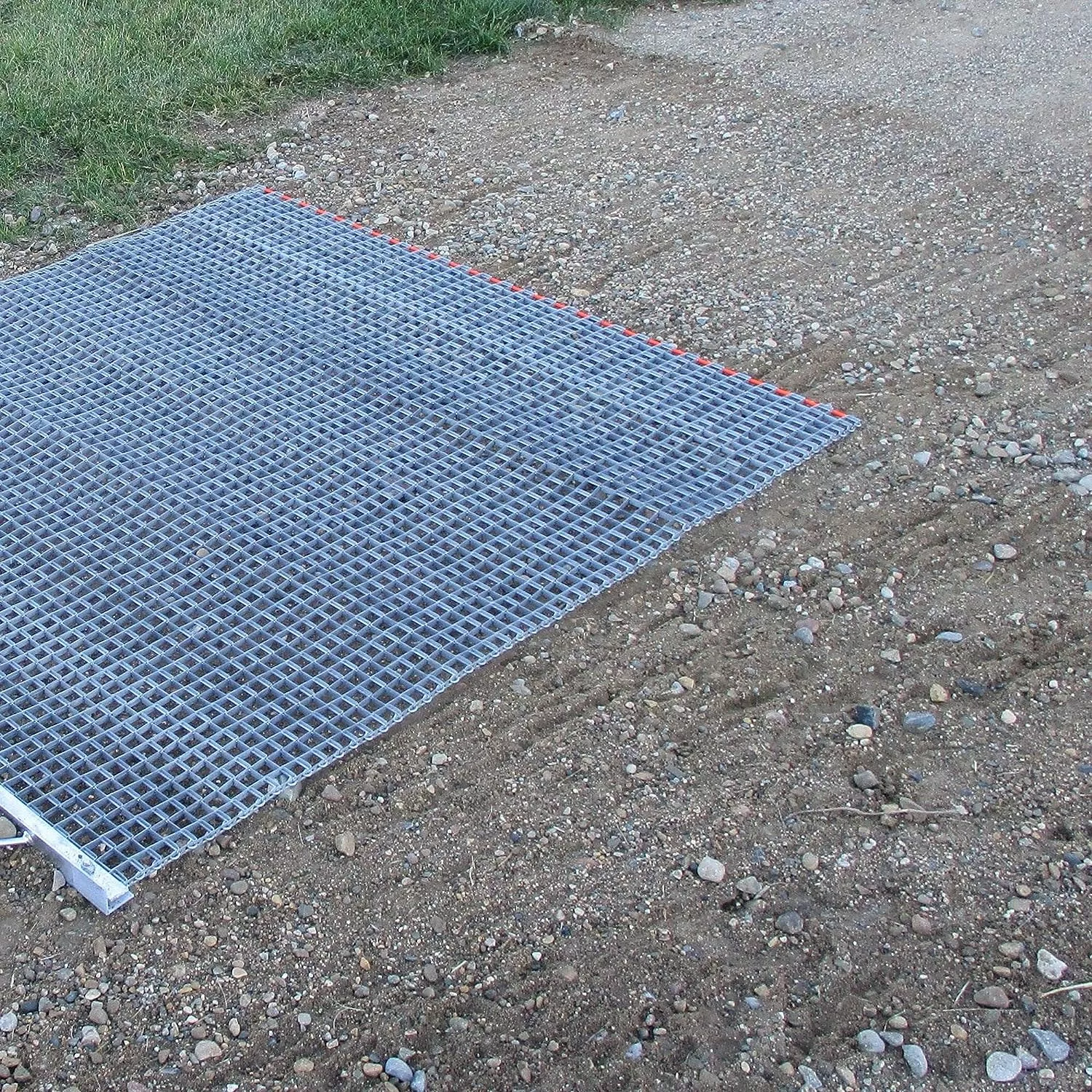 Field Tuff 6′ x 8′ Drag Mat – Galvanized Steel-Heavy-Duty Leveling Tool | For ATVs/UTVs/ Utility Tractors