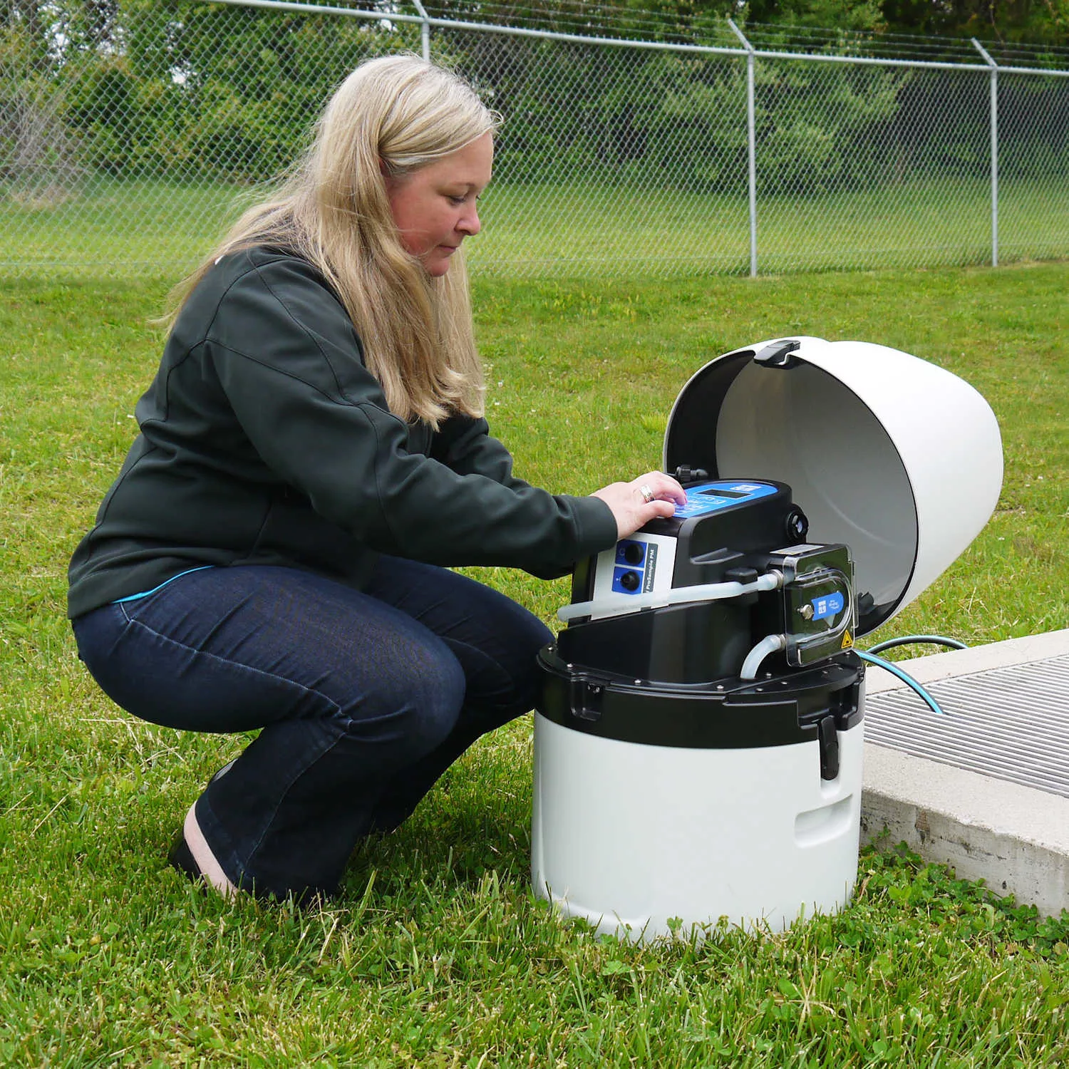Forestry Supplies YSI ProSample PM Automated Sampler