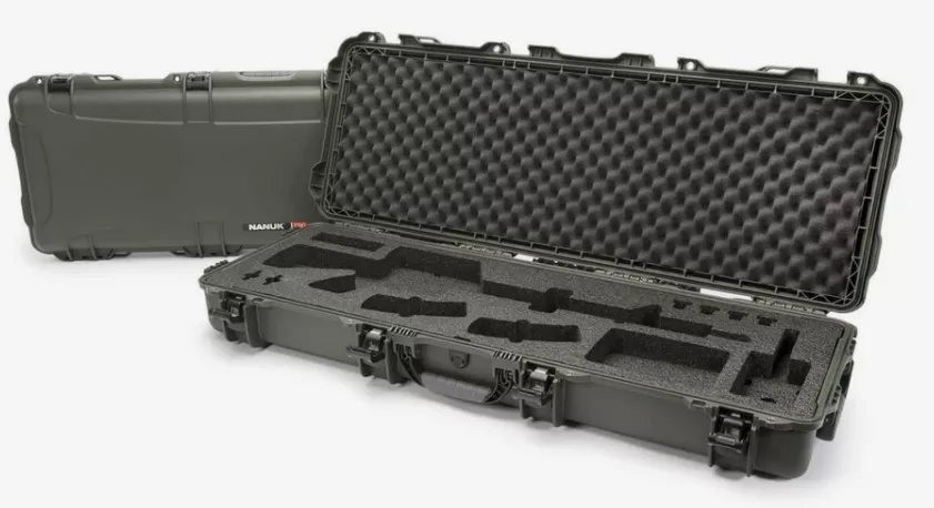 NANUK 990 AR 15 Case W/ Foam #990-AR06