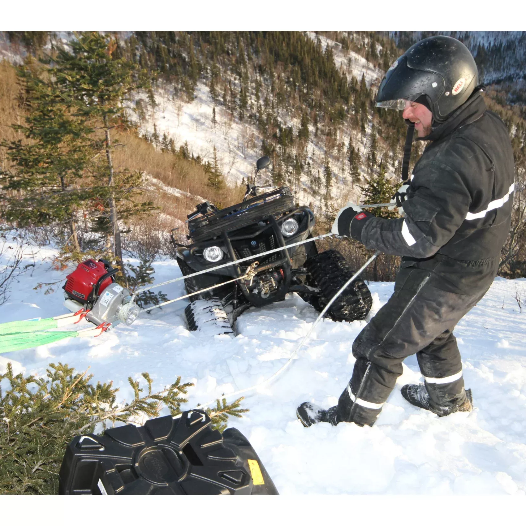 Portable Winch GX35 Gas-Powered Pulling Winch | Model PCW3000 | Pulling Capacity 1,500 lb | Capstan Drum 3" Diameter