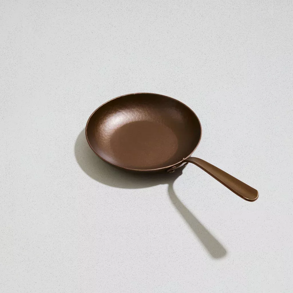 Smithey Ironware 9″ Little Farmhouse Skillet