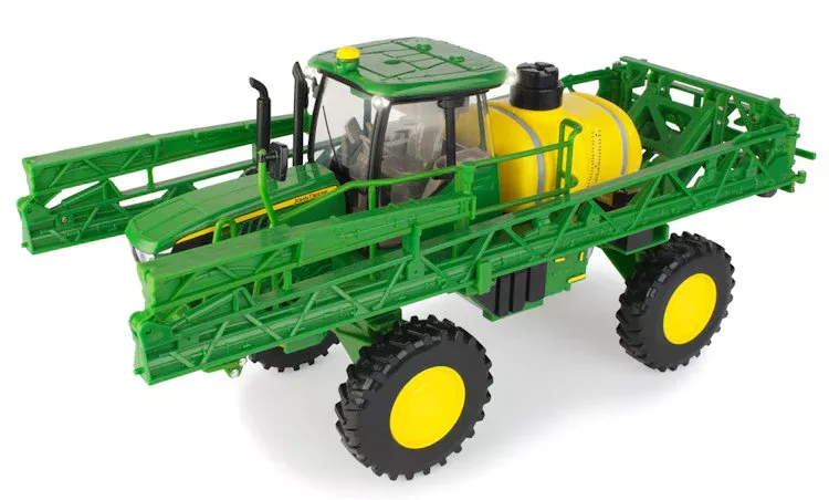 Tomy 1/16 John Deere Self Propelled Sprayer