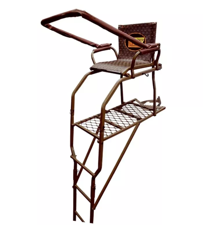 Trophy Treestands Strike Eagle 18′ Single Person Ladderstand• TL104
