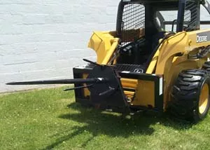 Worksaver | Hydraulic Hay Unroller | Model 831030 | 2,200 lb Capacity | Hydraulic Flow 8-10 GPM | For Skid Steers